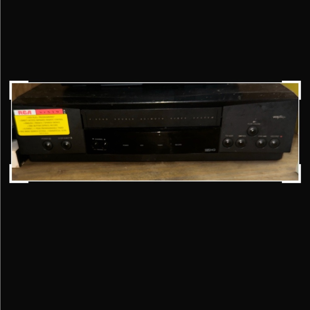 RCA Model VR519 4 Head Double Azimuth System VHS VCR+